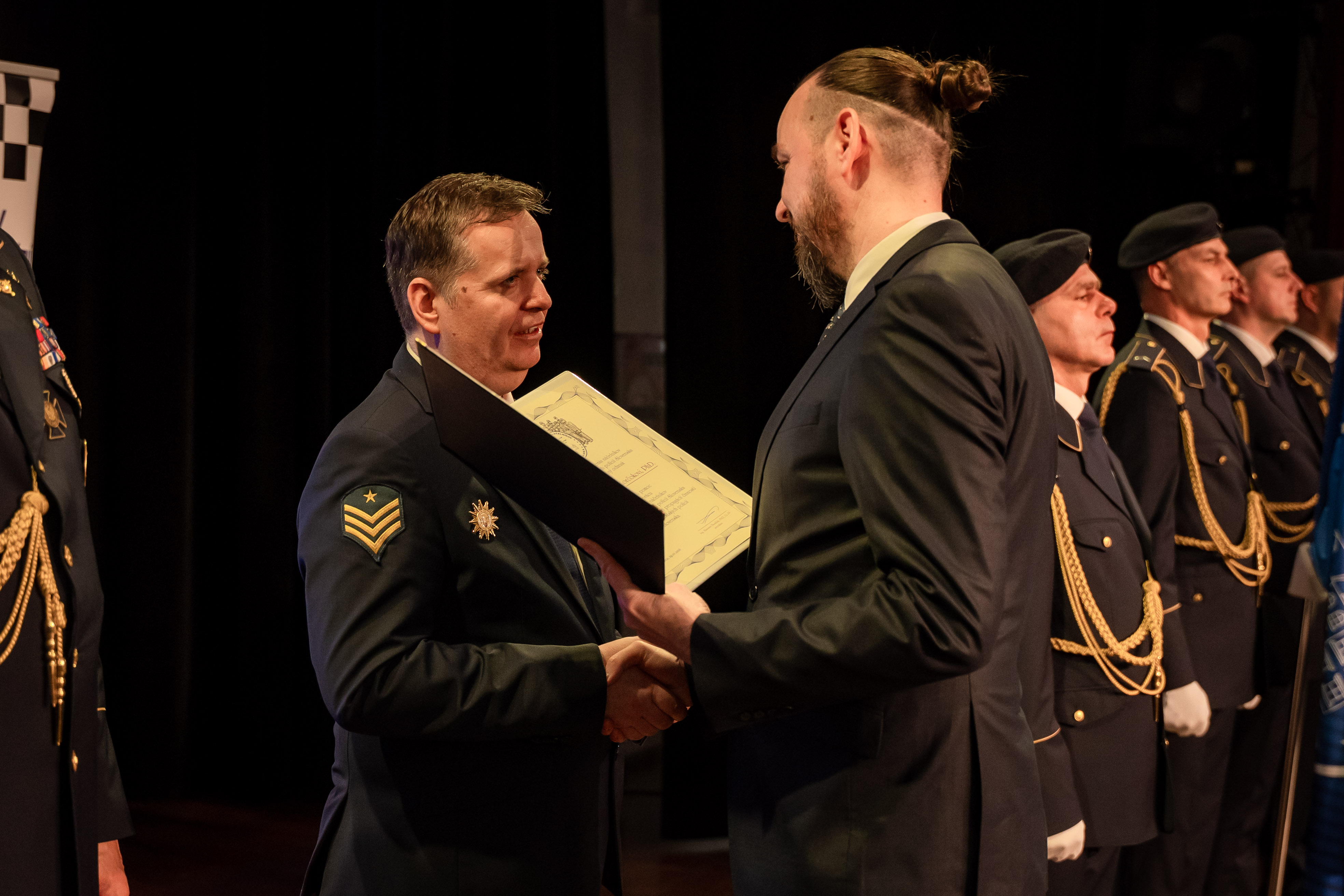 Slavnostny krst Encyklopedie obecnych a mestskych policii -57